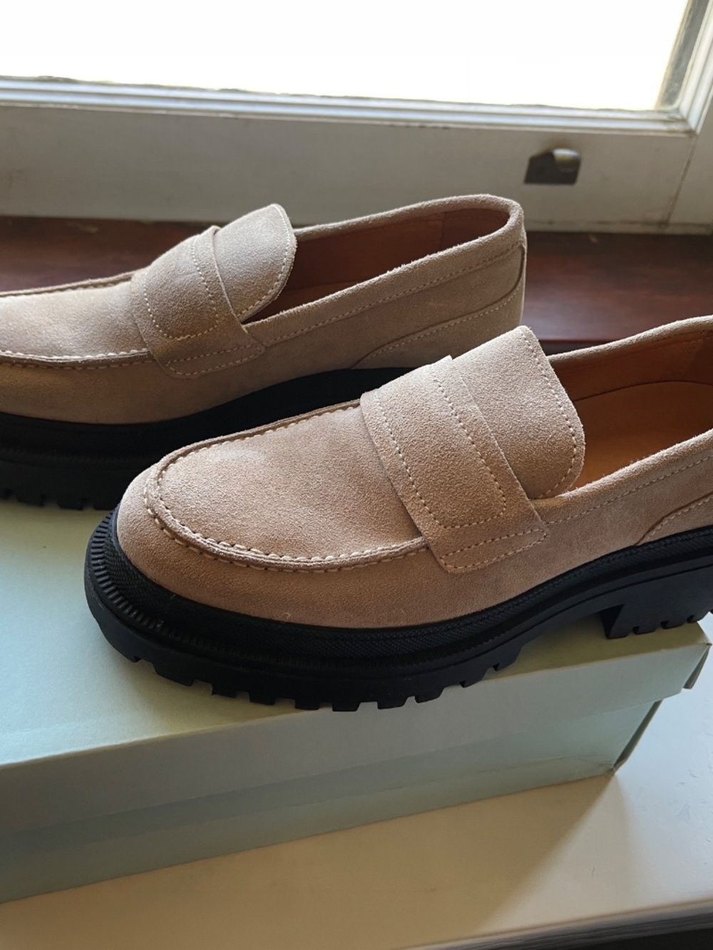 Shoe The Bear Iona Suede Saddle Loafer Size: 39